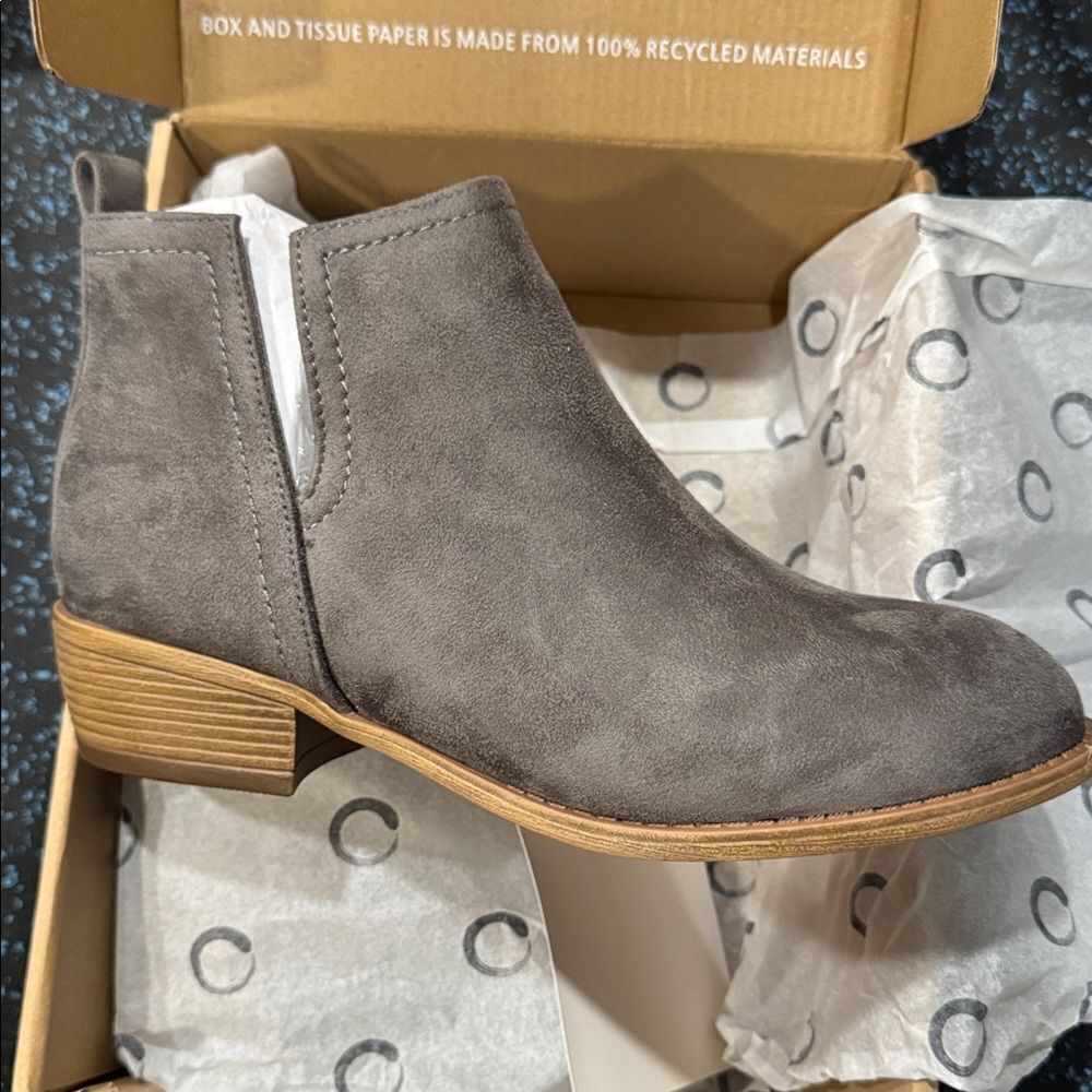 Journee Collection Womens Rimi Bootie - Picture 2 of 4